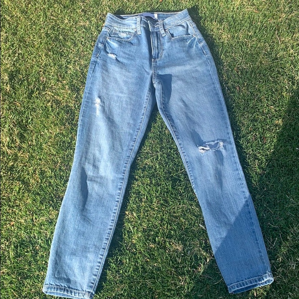 Vintage mom style RSQ jeans. Size 00
